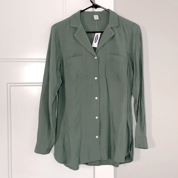 Old Navy Tops - 🆕 Sage Green Long Sleeve Blouse
